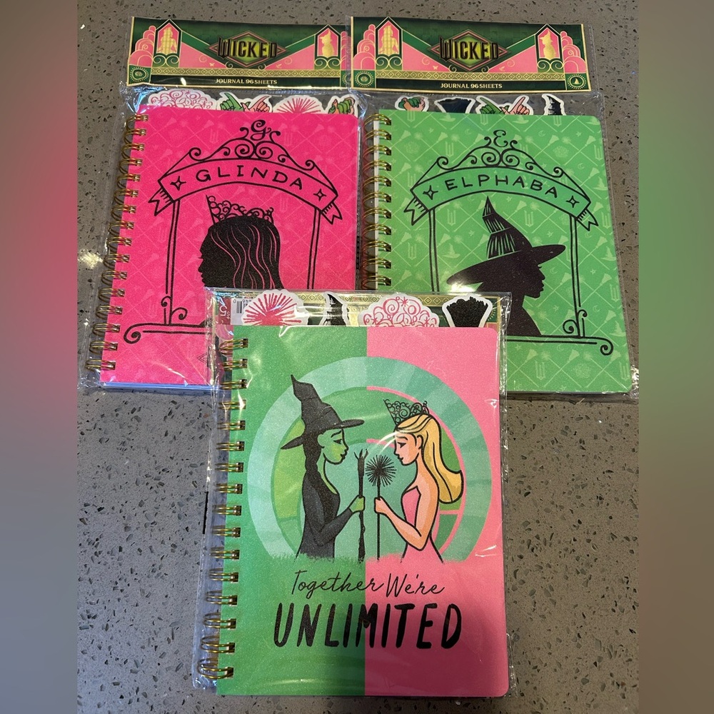 Target Bullseye WICKED Glinda Elphaba Together We're Unlimited Journal Set NEW